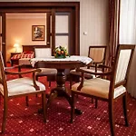 Hotel Grand Bellevue 4*