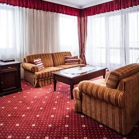 Отель Grand Bellevue Високе-Татри