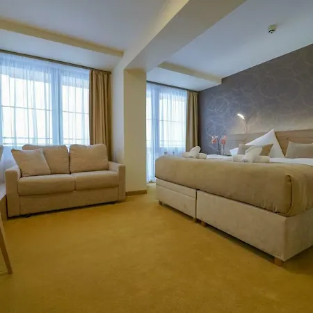 Grand Bellevue Szálloda 4*