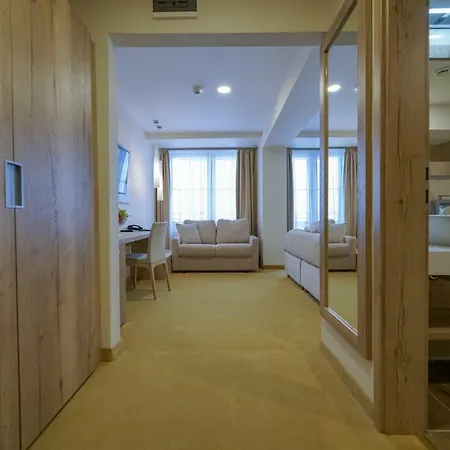 Grand Bellevue Hotel 4*