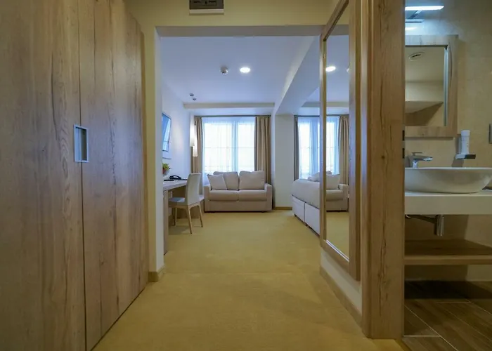 Grand Bellevue Hotel 4*